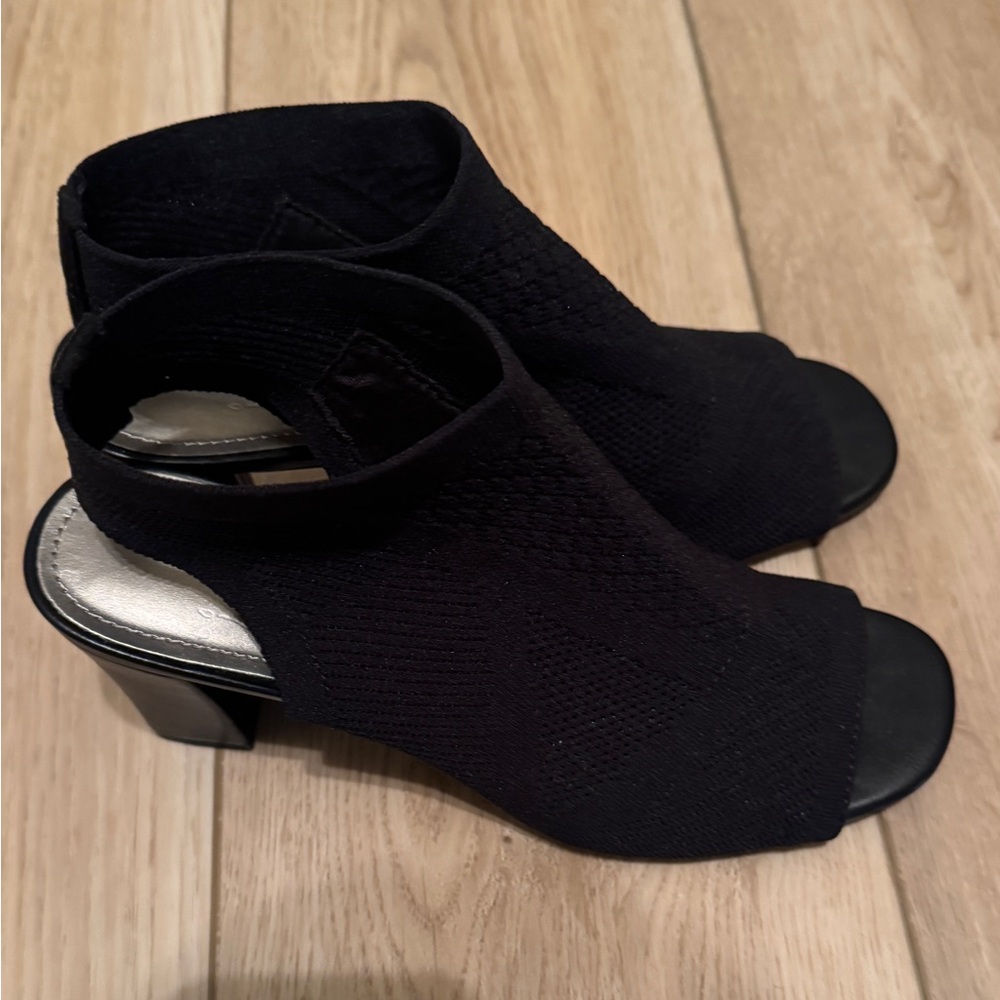 Chic Black Women's Open-Toe Heels